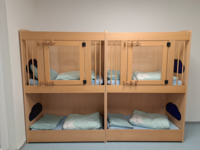 Schlafen (10 Betten) im separaten Schlafraum